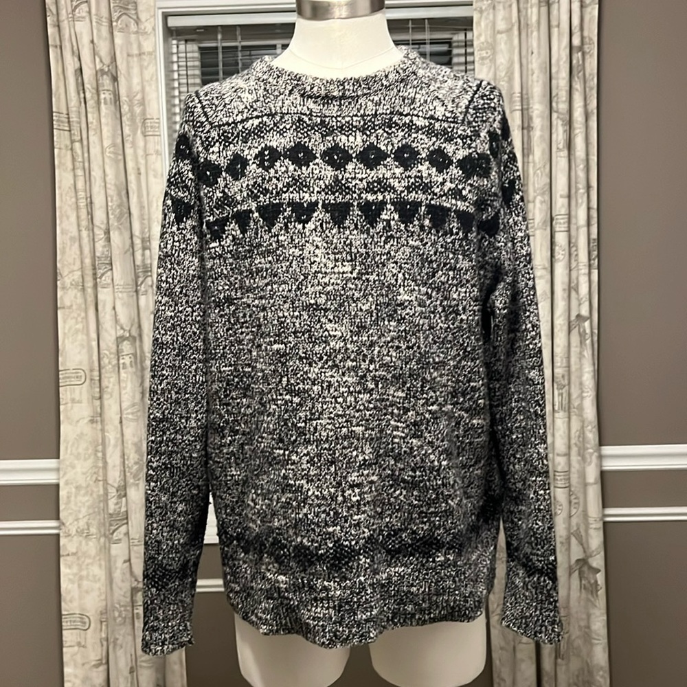 Fair isle sweater in gray and black knit